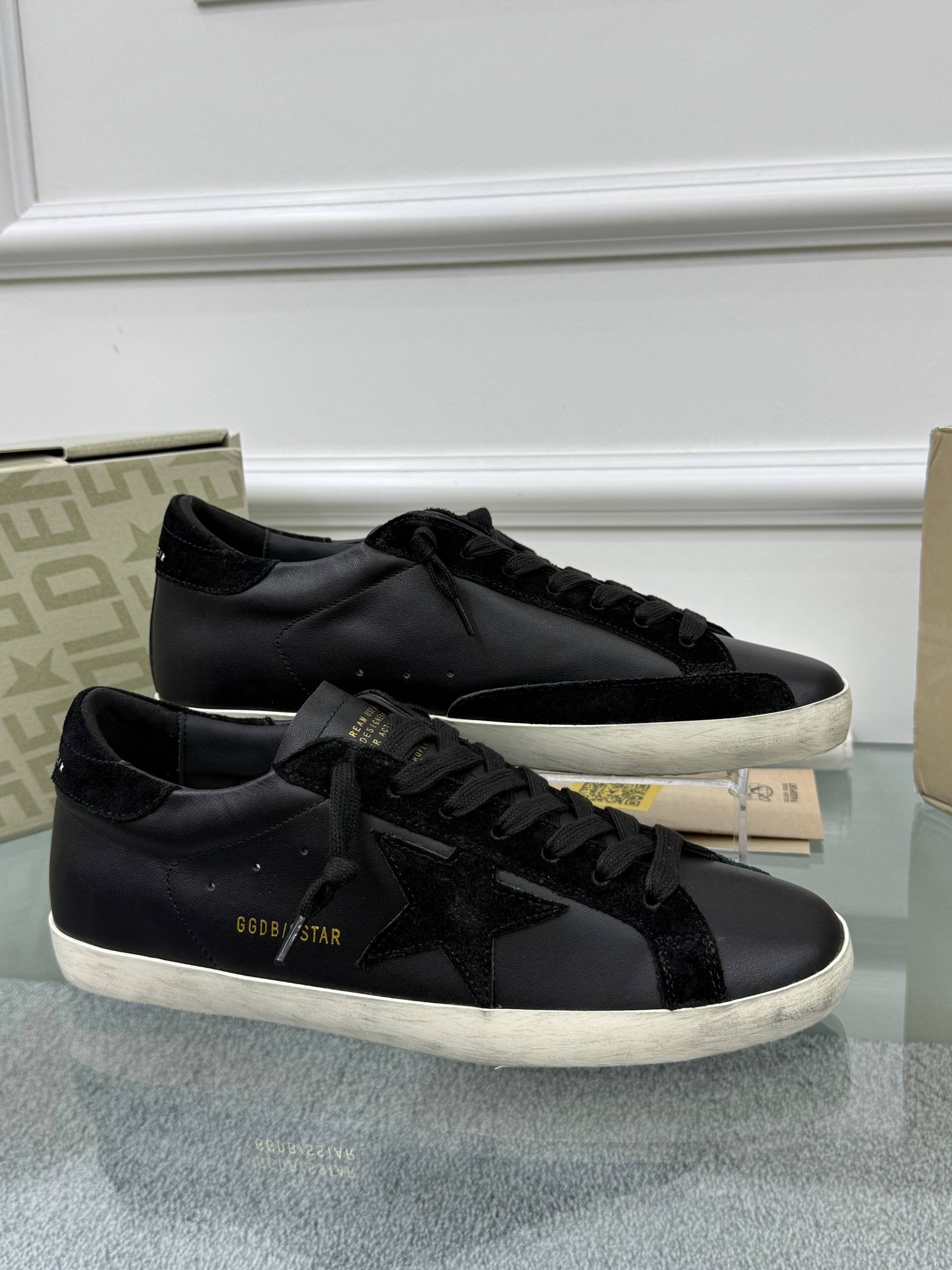 Golden Goose