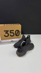 Adidas yeezy