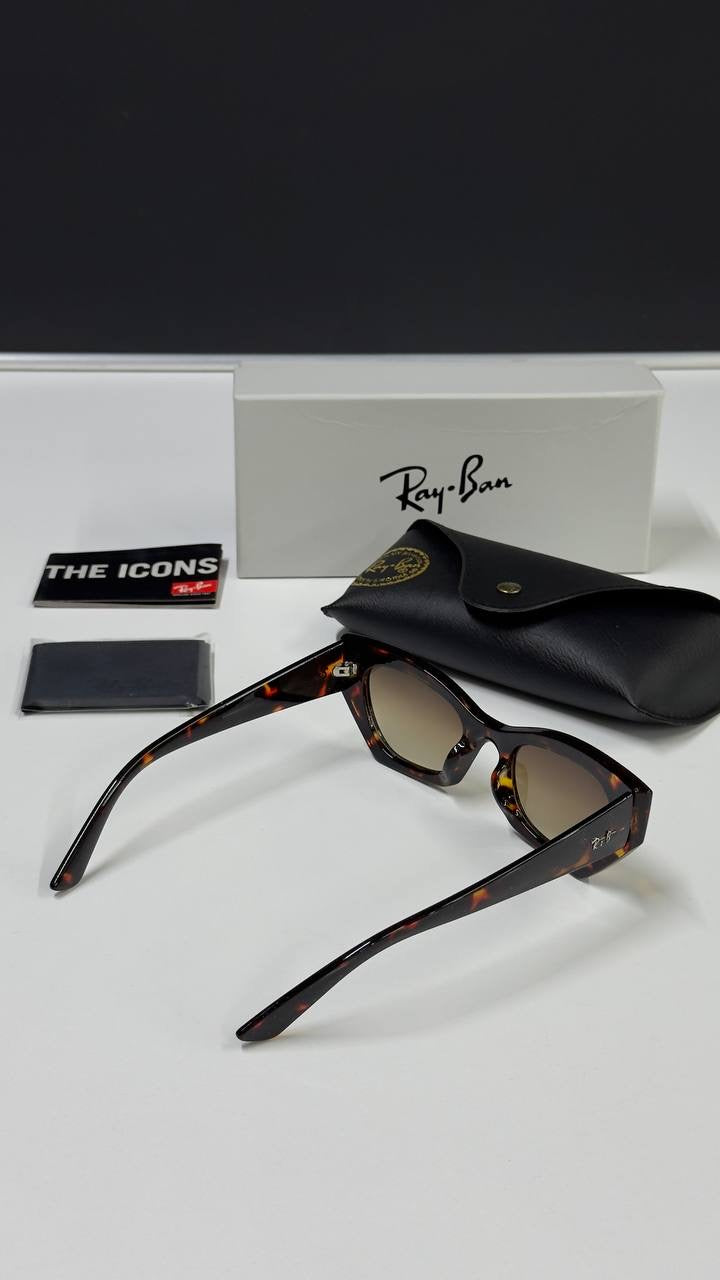 Ray-Ban