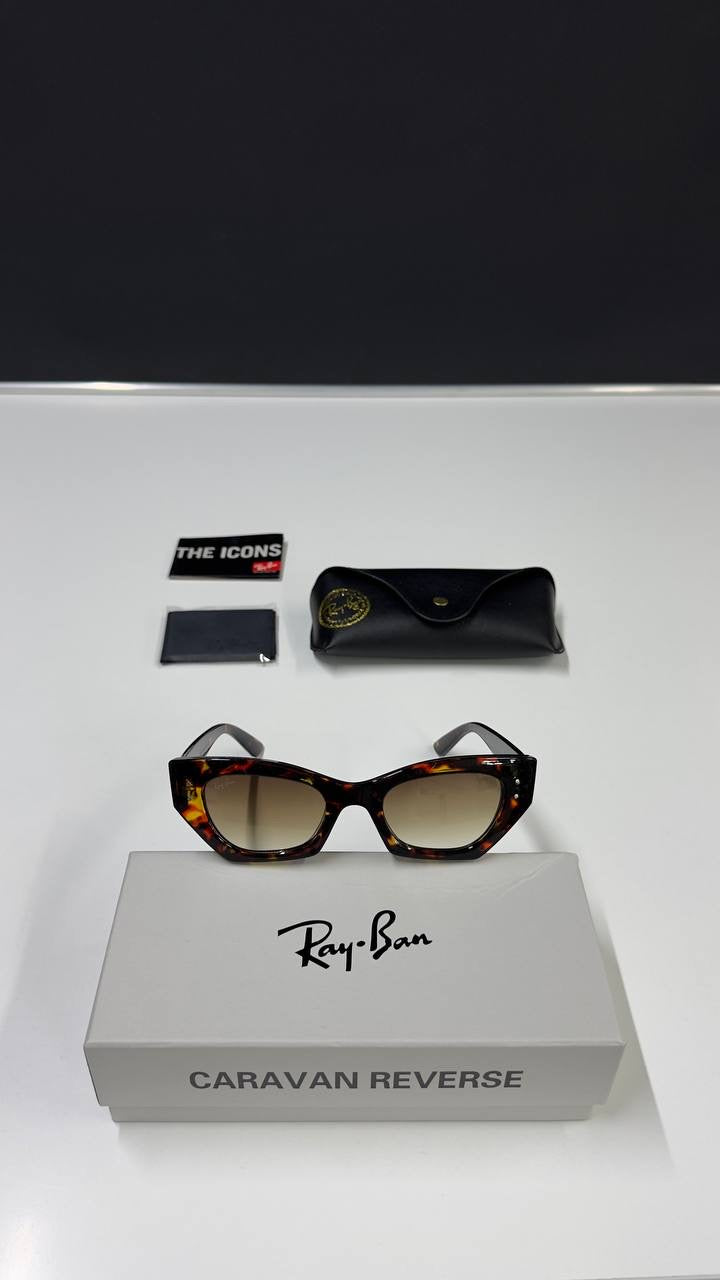 Ray-Ban