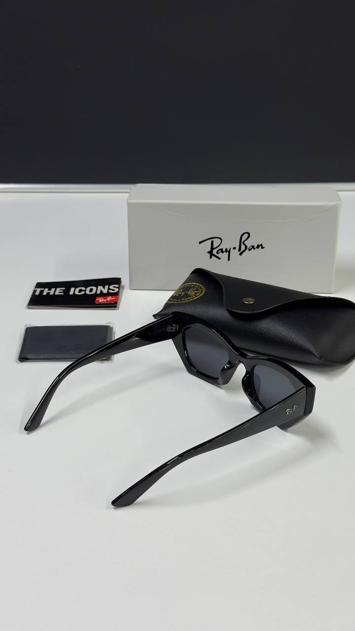 Ray-Ban