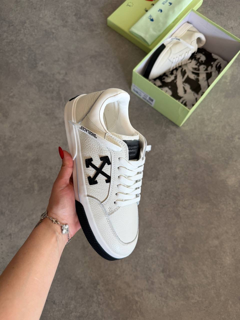 Off-White