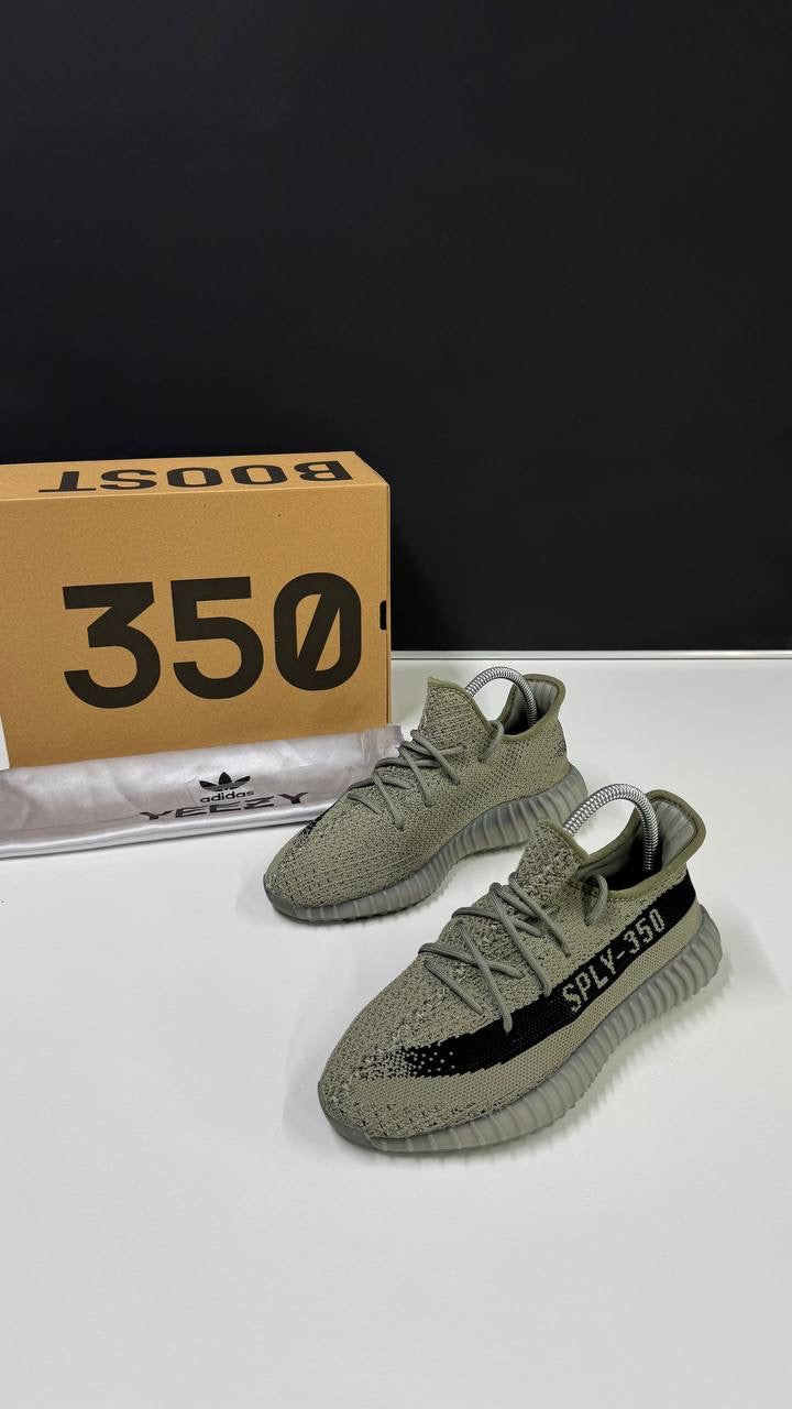 Adidas yeezy