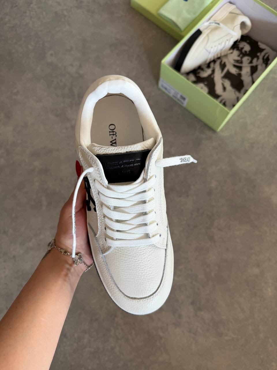 Off-White