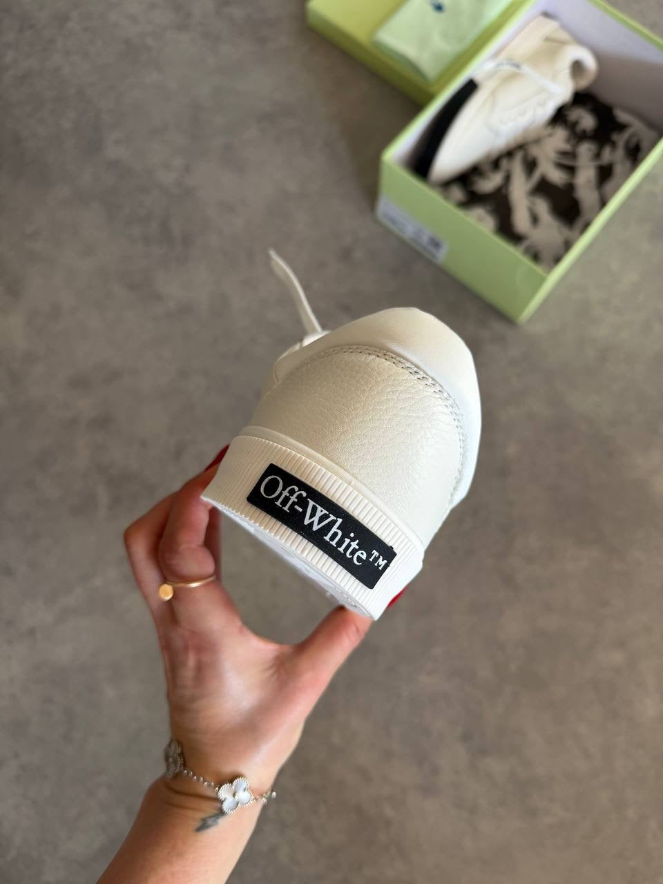 Off-White