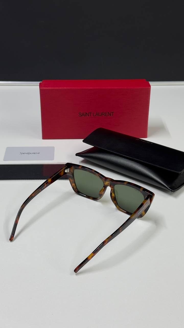 Yves Saint Laurent