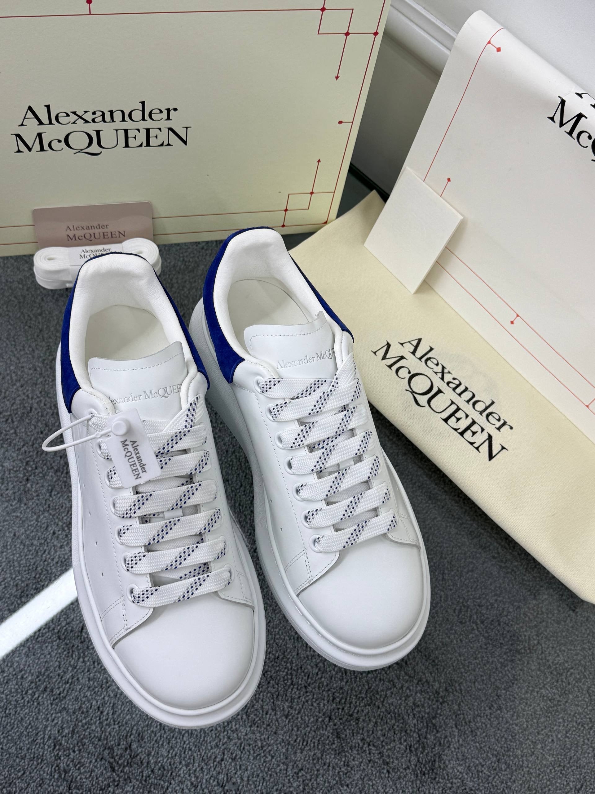 Alexander Mcqueen
