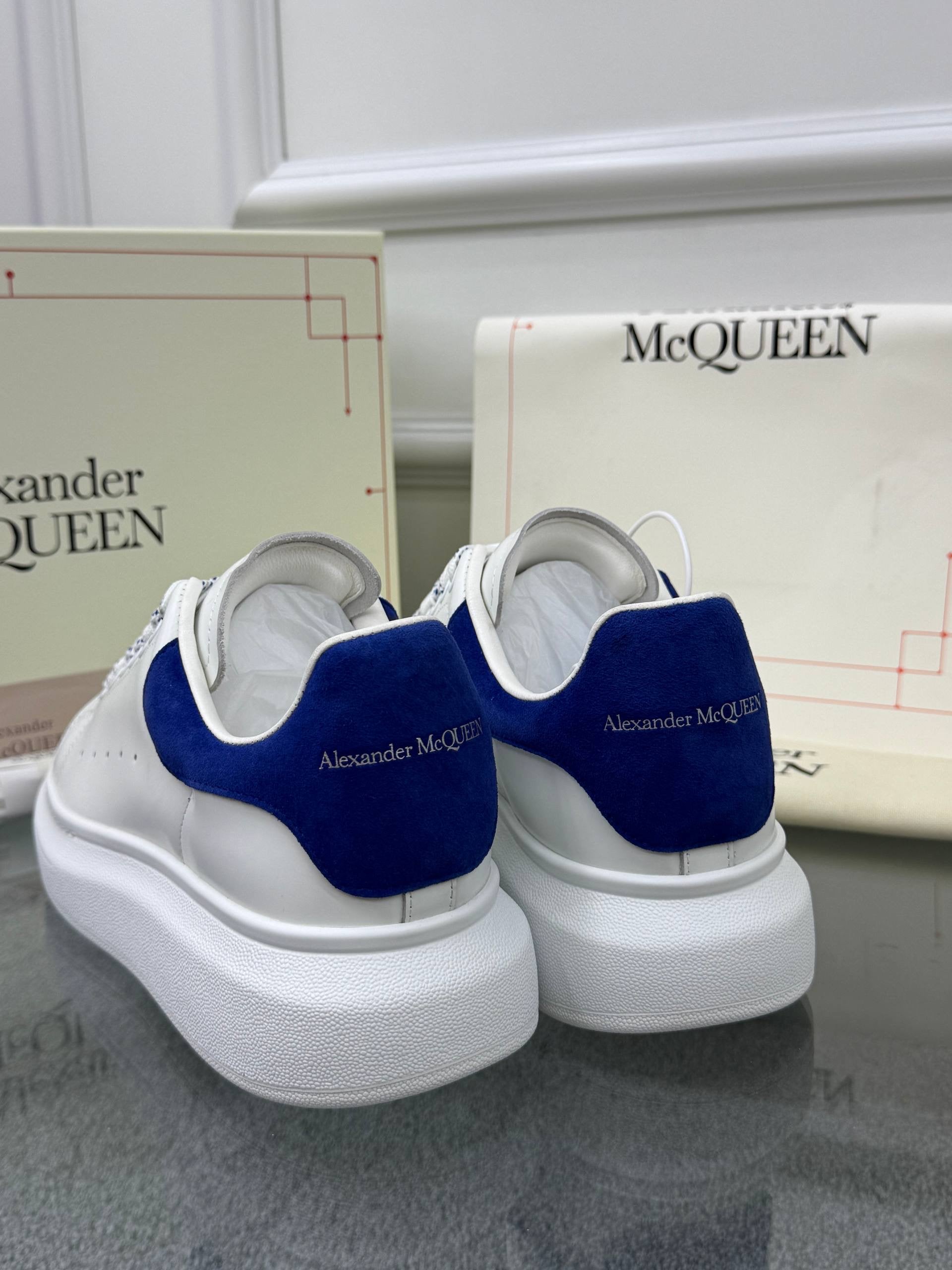 Alexander Mcqueen