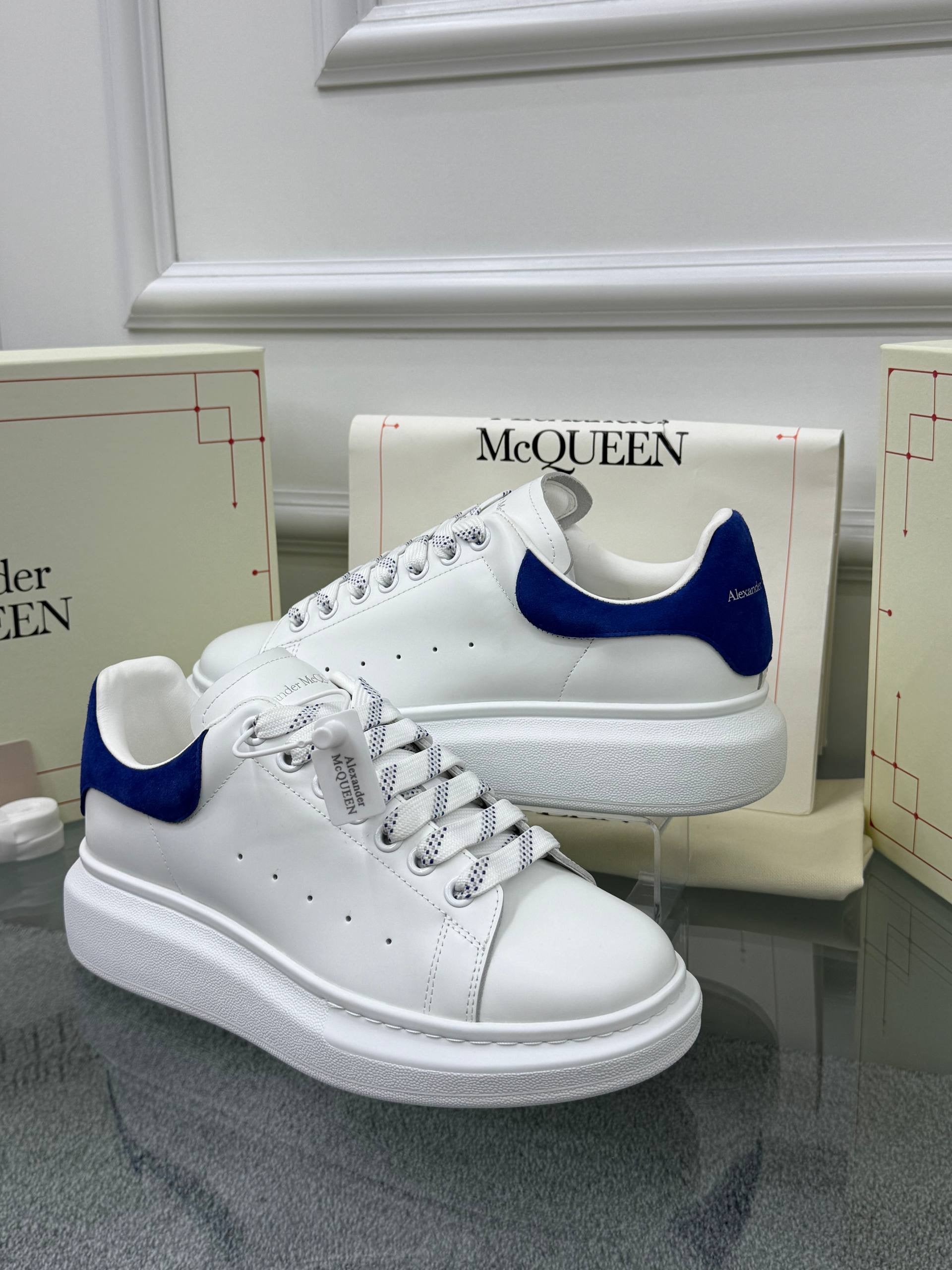 Alexander Mcqueen