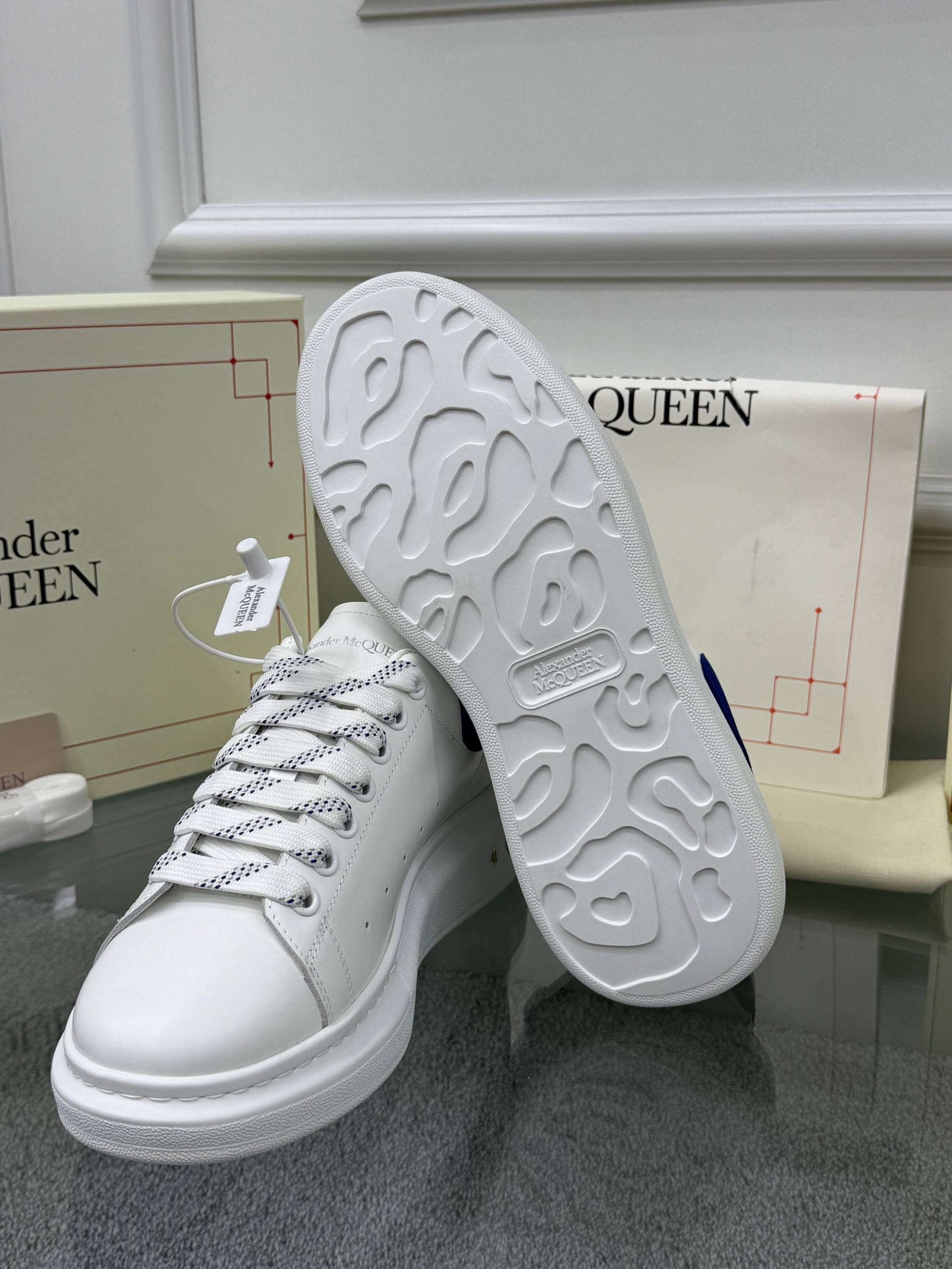 Alexander Mcqueen