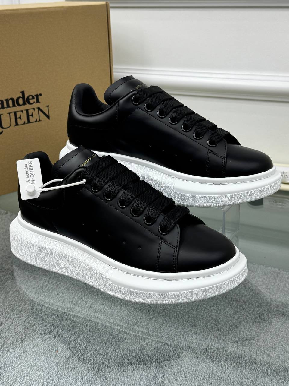 Alexander Mcqueen