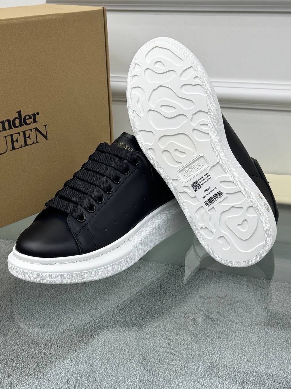 Alexander Mcqueen