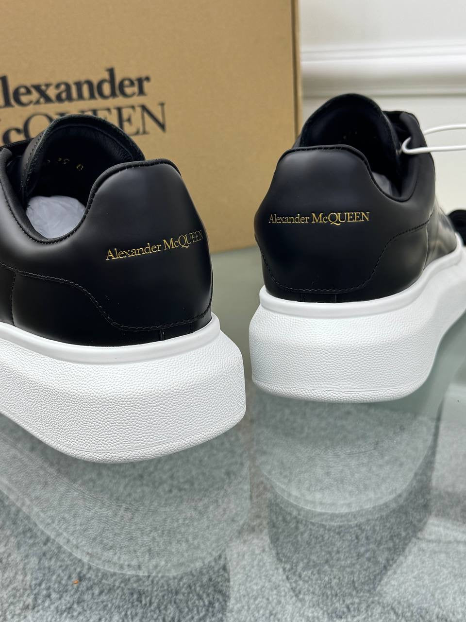 Alexander Mcqueen
