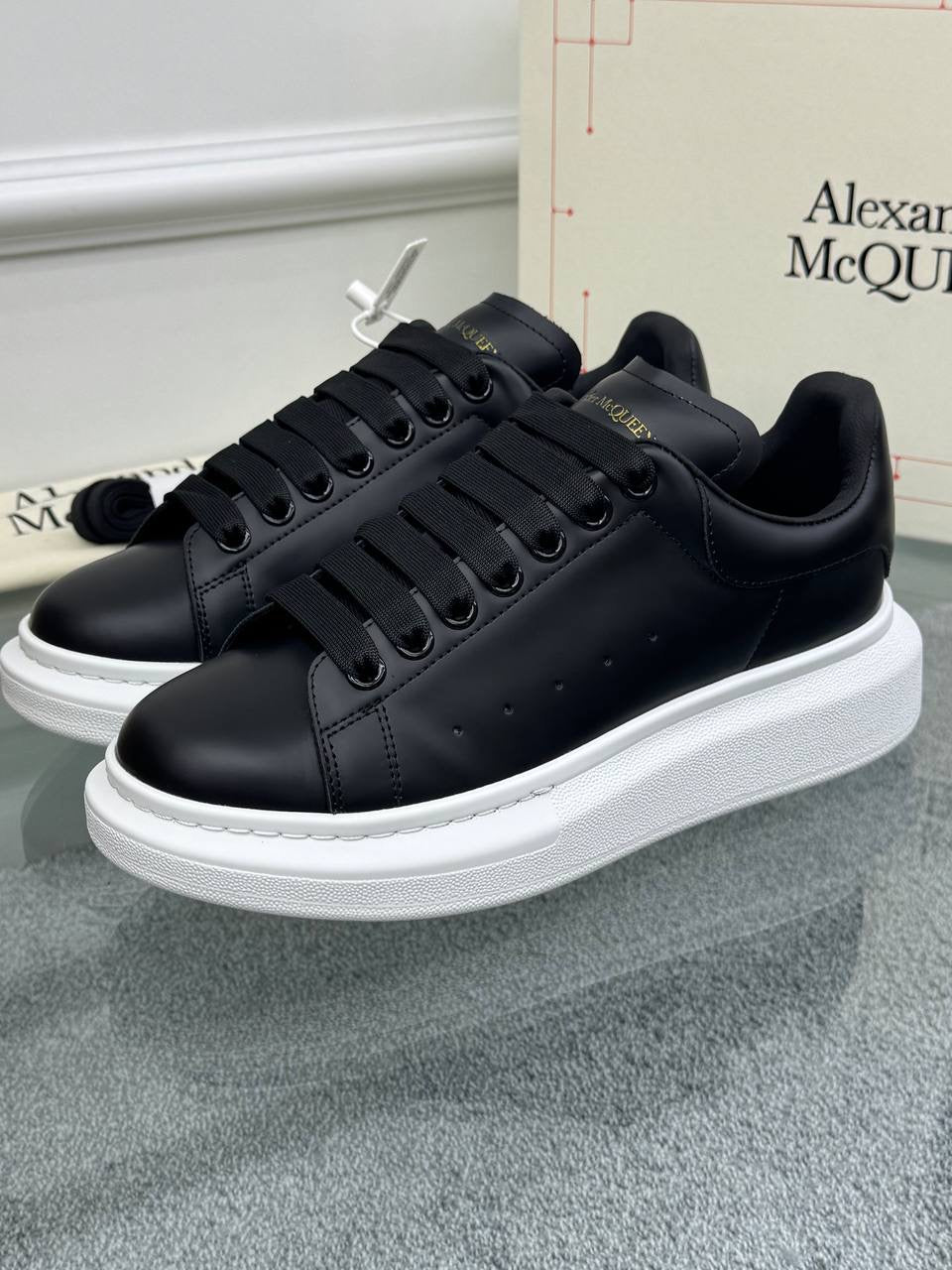 Alexander Mcqueen